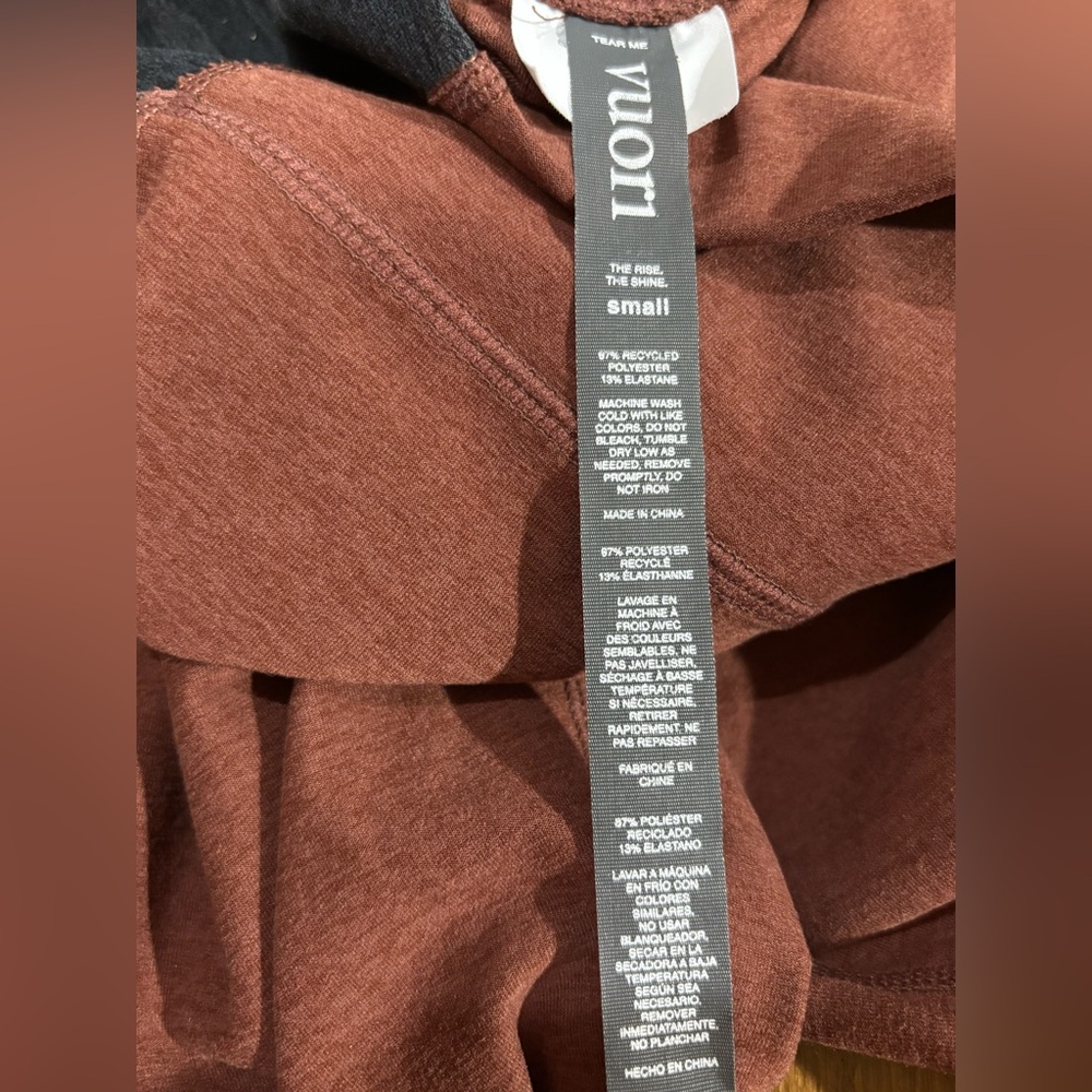 Vuori High-Rise The Rise The Shine Leggings Sz Sm Rust and Black Heathered Camo - Picture 7 of 12